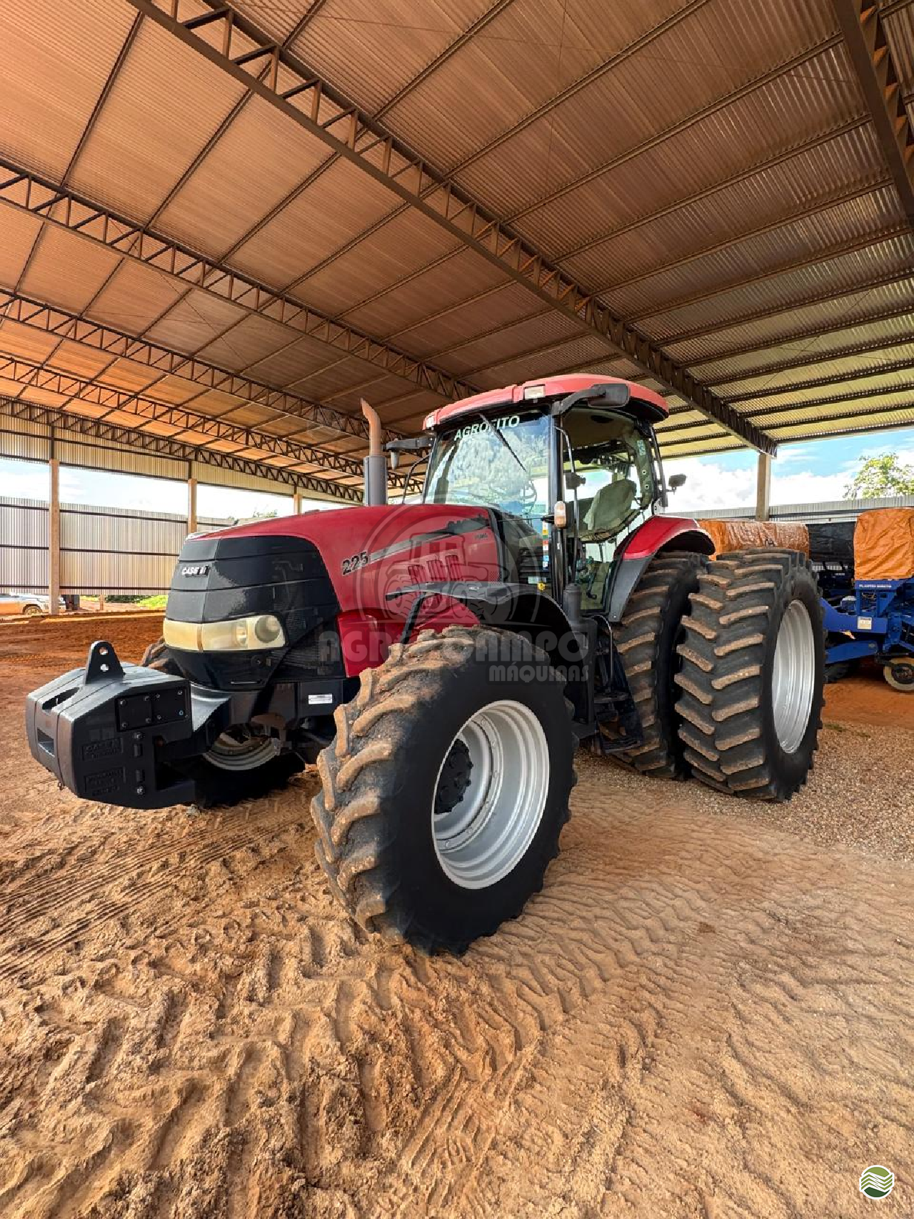 TRATOR CASE PUMA 225 Tração 4x4 Agro Campo Máquinas Agrícolas PRIMAVERA DO LESTE MATO GROSSO MT